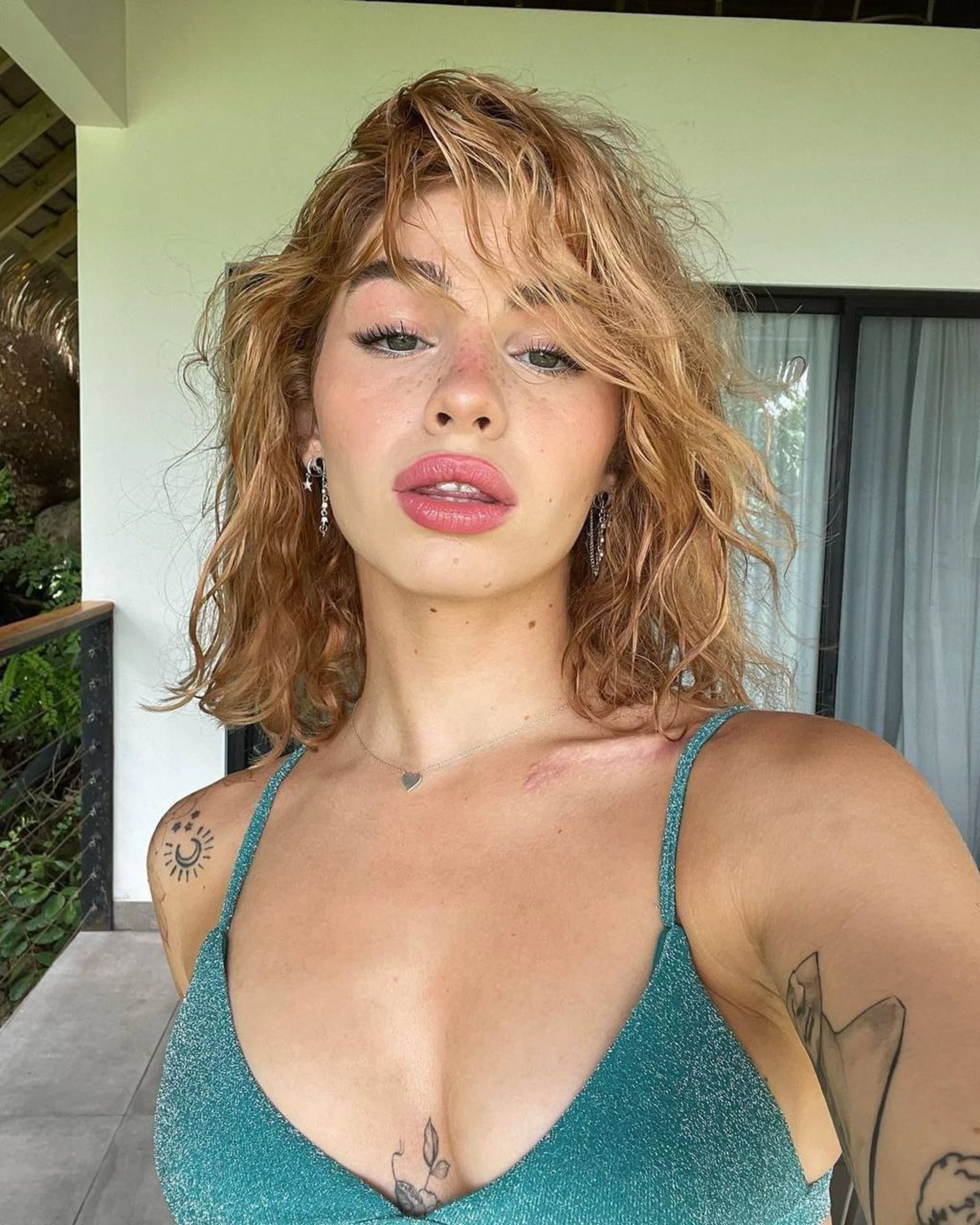 Виктория, эскорт-модель